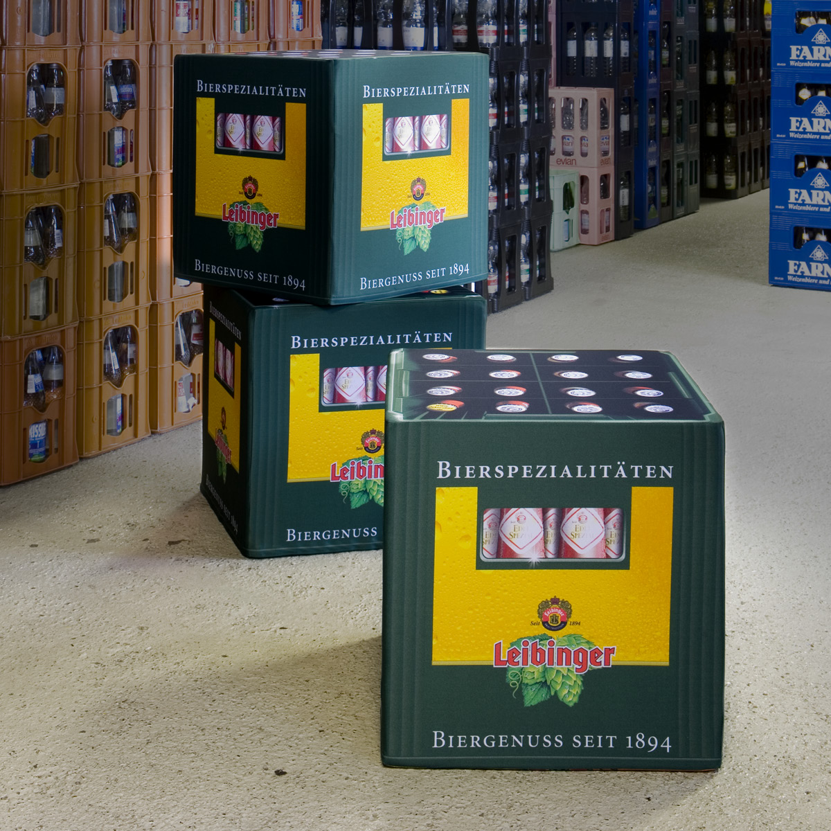 bedruckter Sitzwürfel als Promotion im Getränkemarkt für Leibinger Brauerei