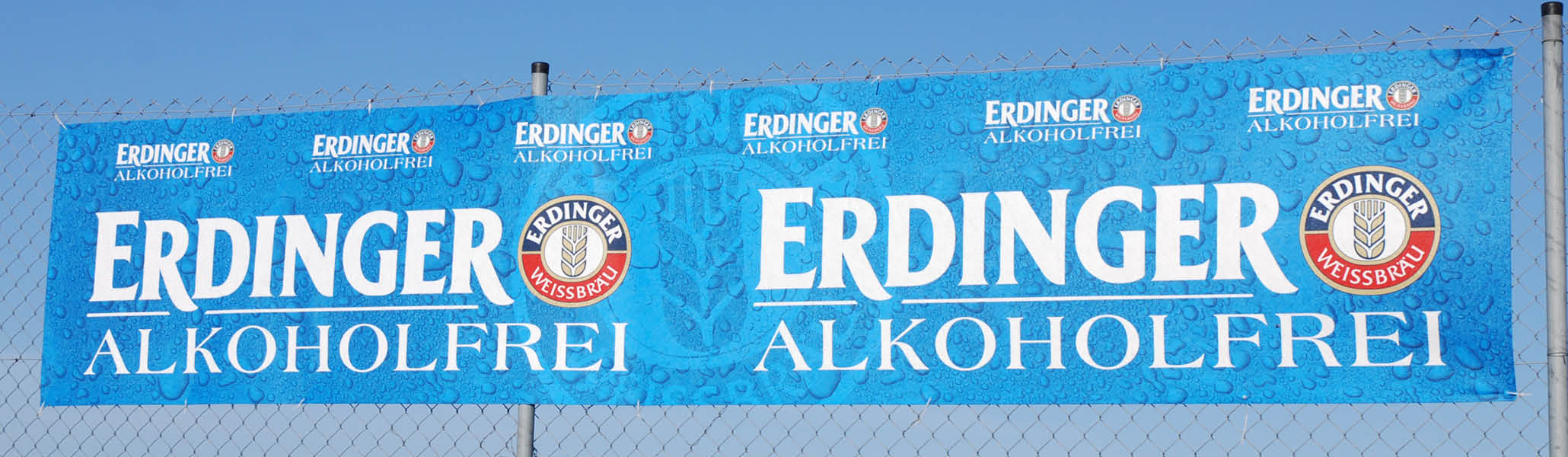 Banner-Werbung mit Vliesbanner, hier für die Erdinger Brauerei