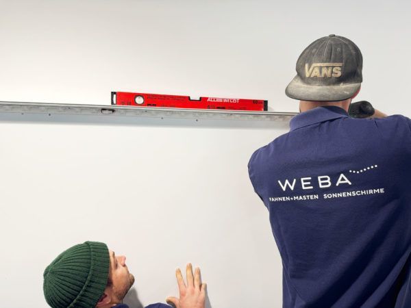 Der WEBA Aufbau- und Montageservice bei Präzisionsarbeiten